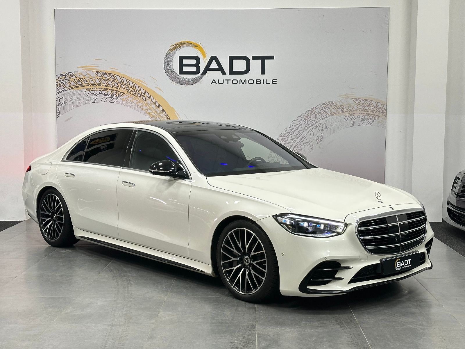 Mercedes-Benz S trieda Sedan