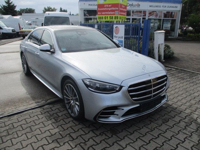 Mercedes-Benz S trieda Sedan