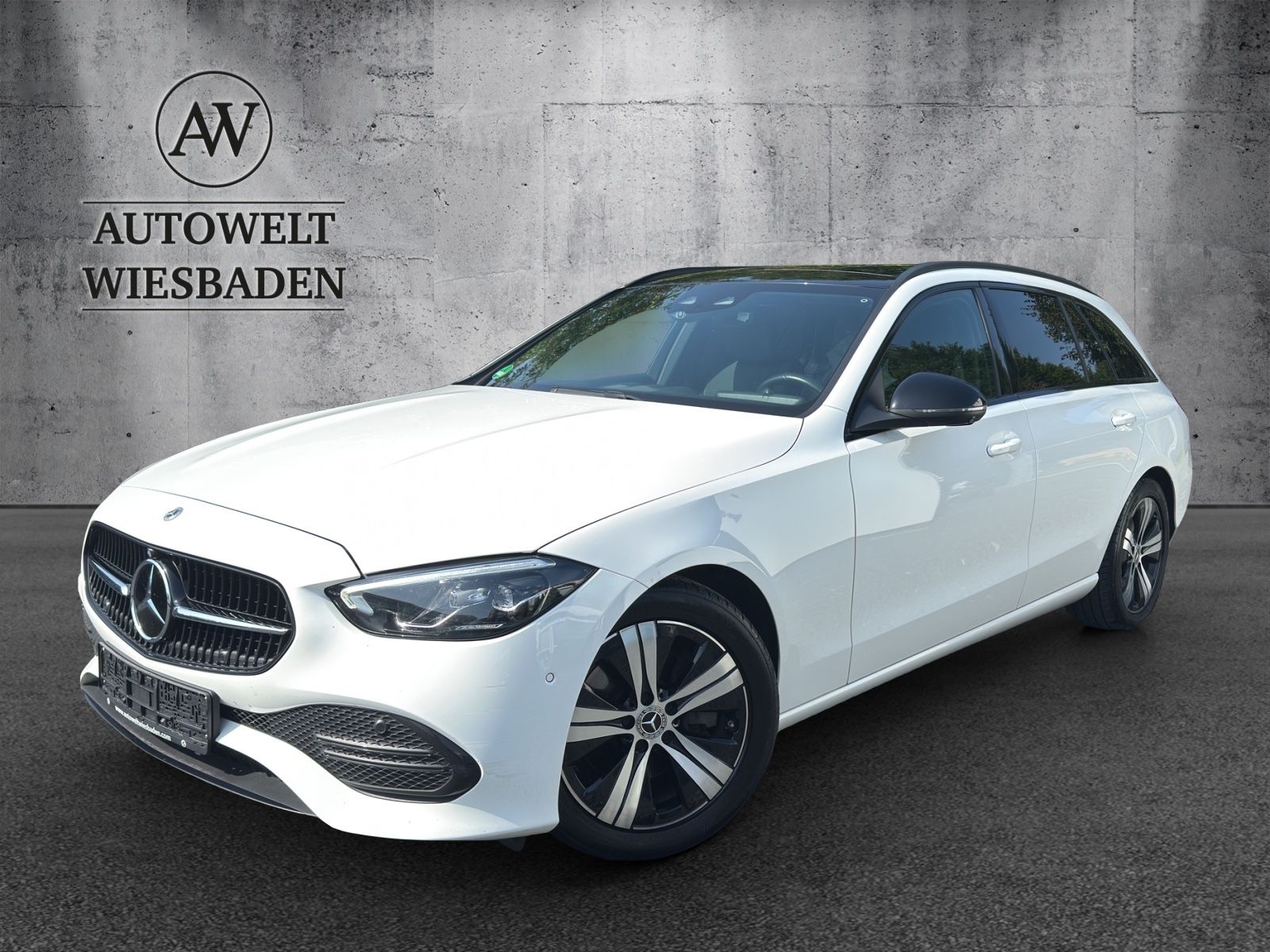 Mercedes-Benz C trieda Sedan