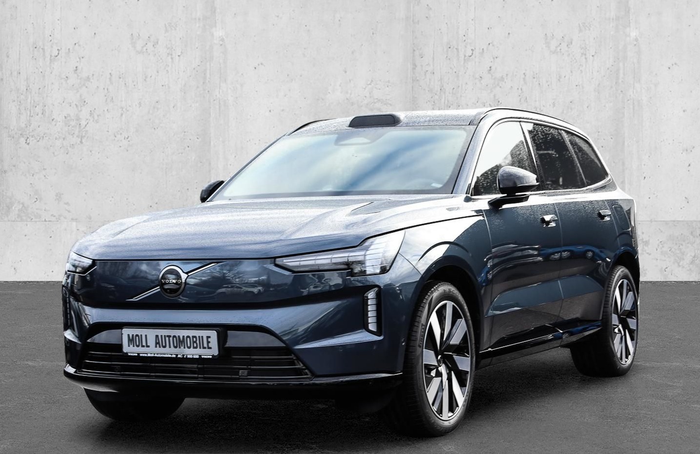 Volvo EX90