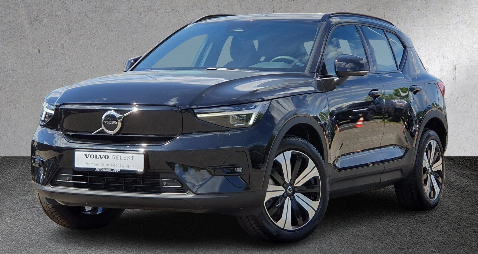 Volvo EX40
