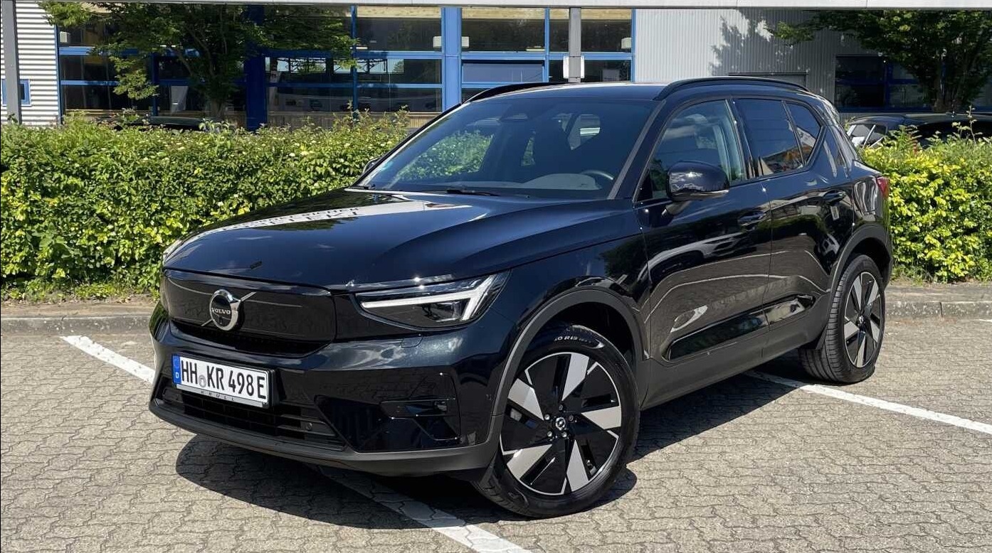 Volvo EX40