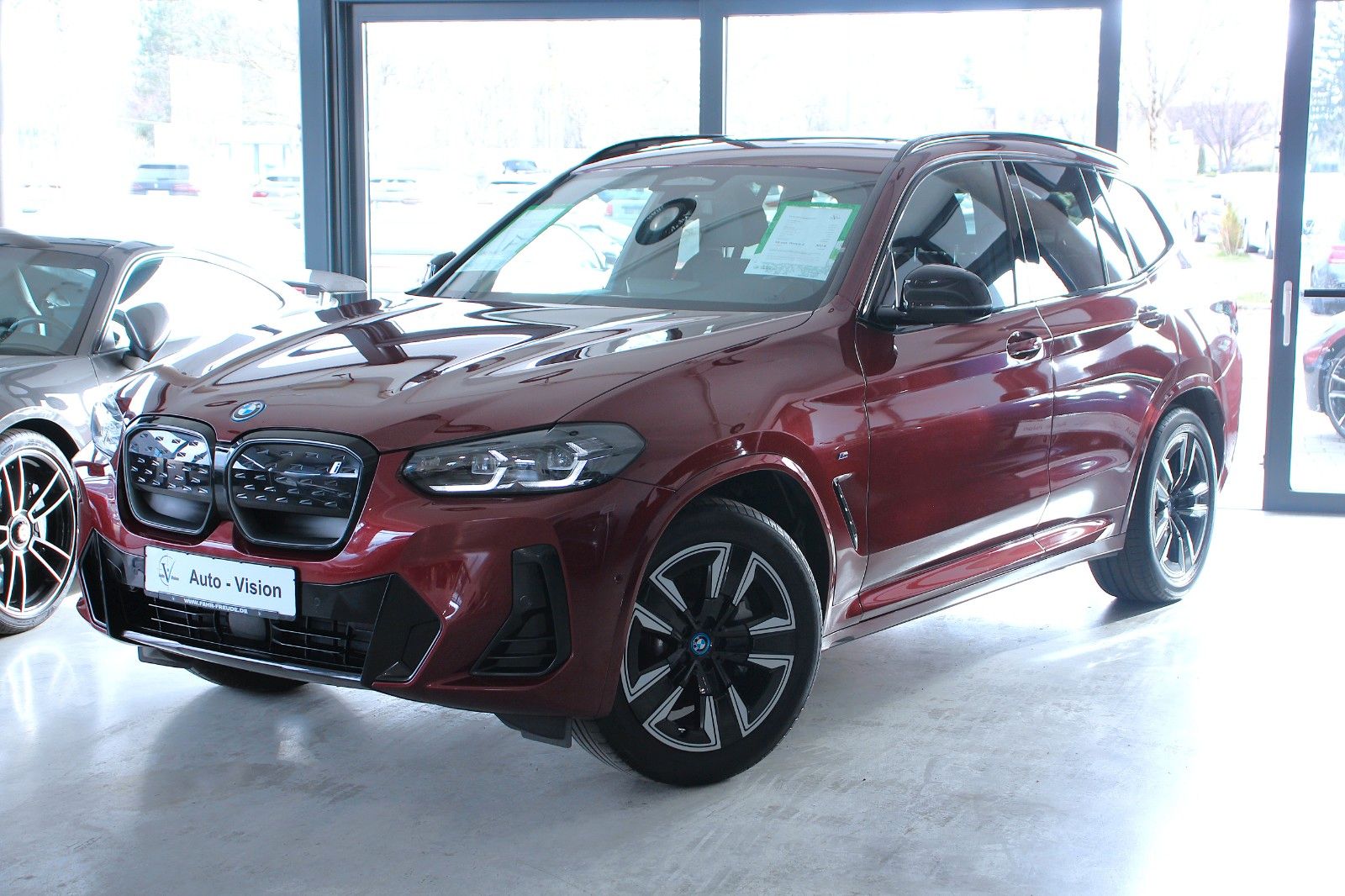 BMW iX3