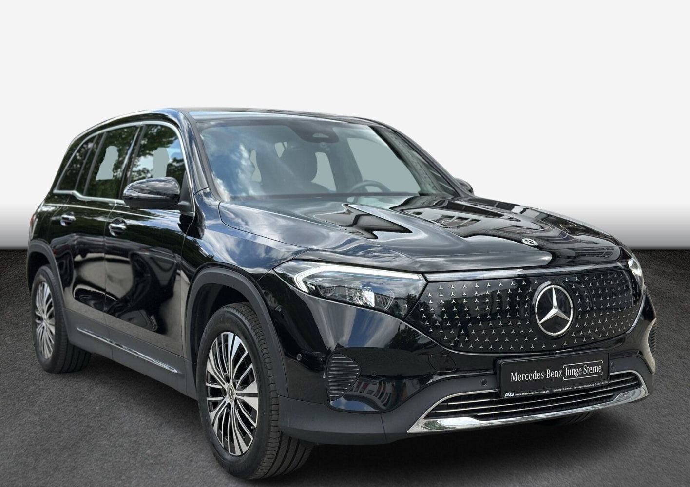 Mercedes-Benz EQB