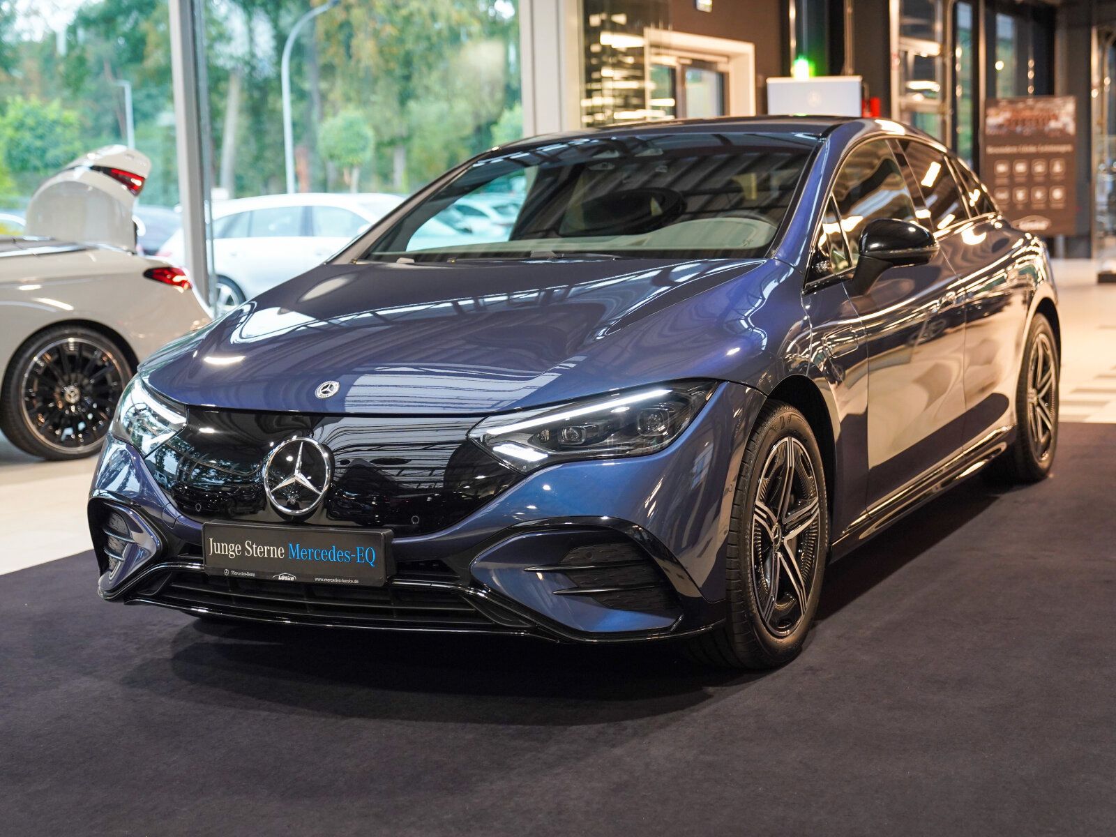 Mercedes-Benz EQE