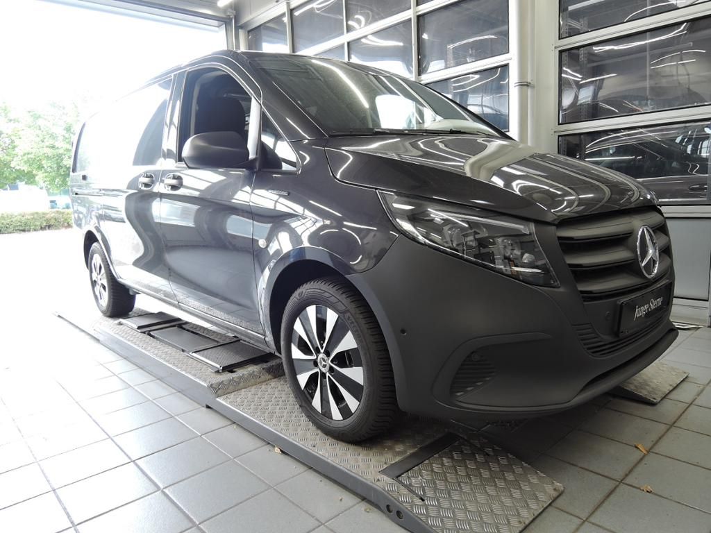Mercedes-Benz eVito