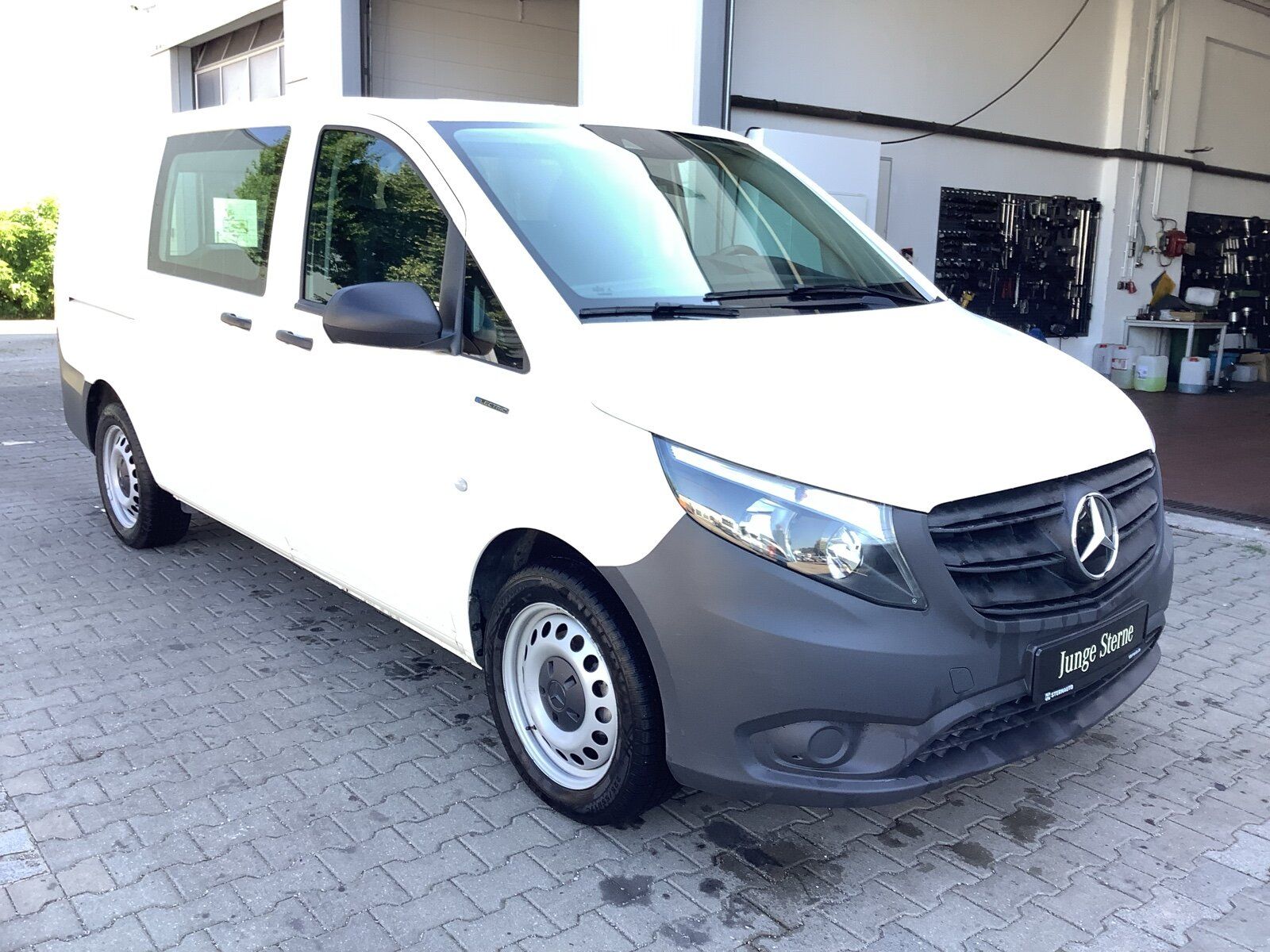 Mercedes-Benz eVito