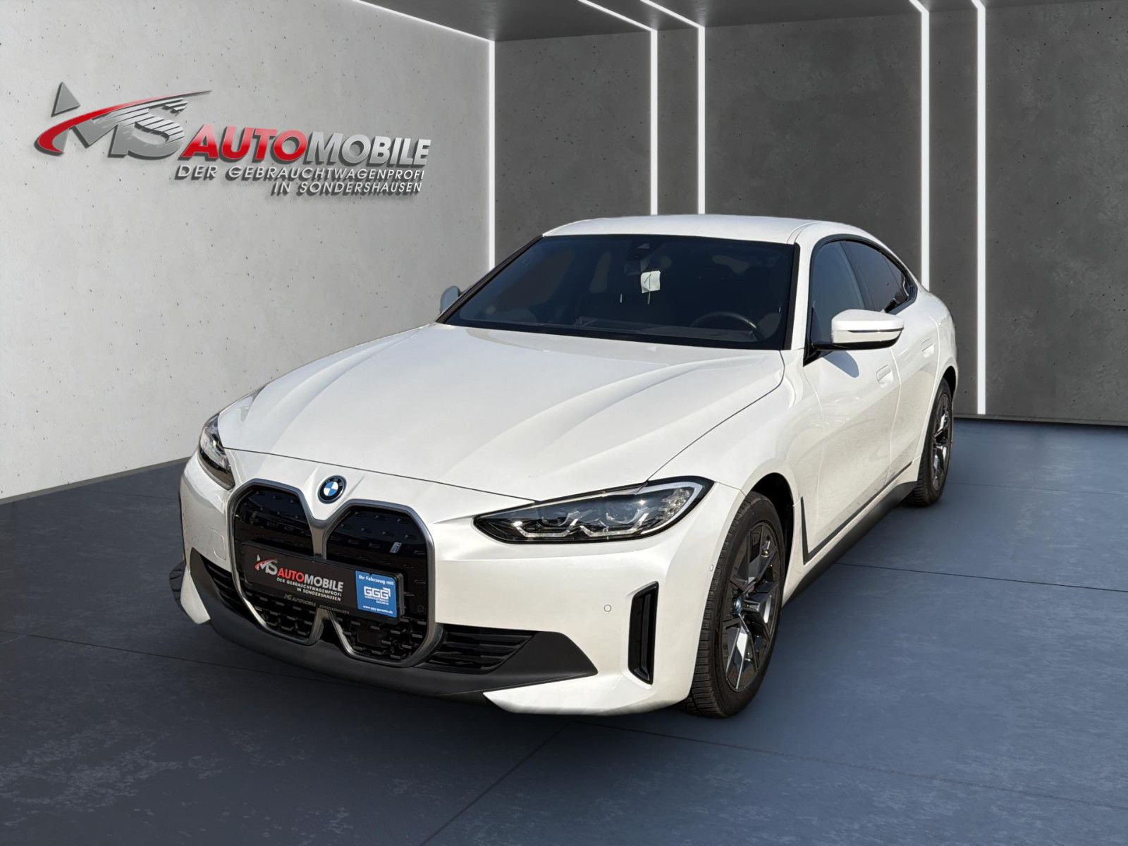 BMW i4