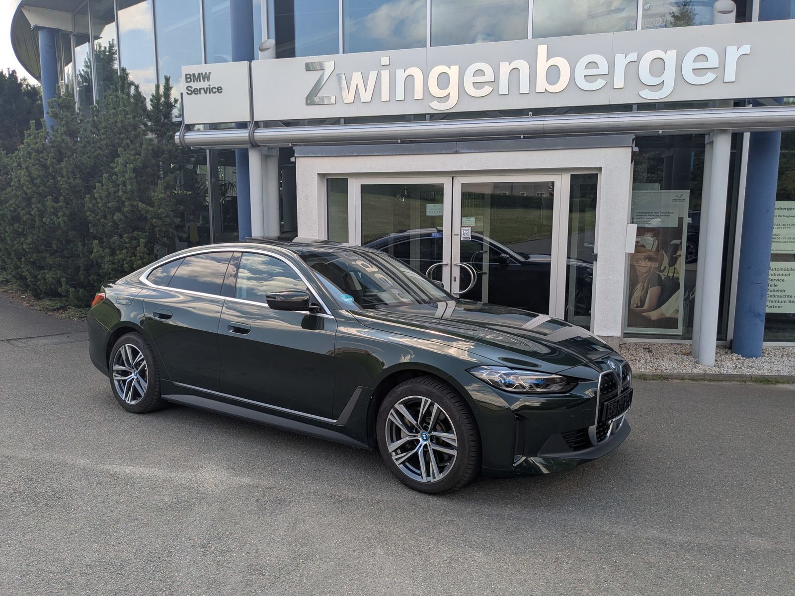 BMW i4