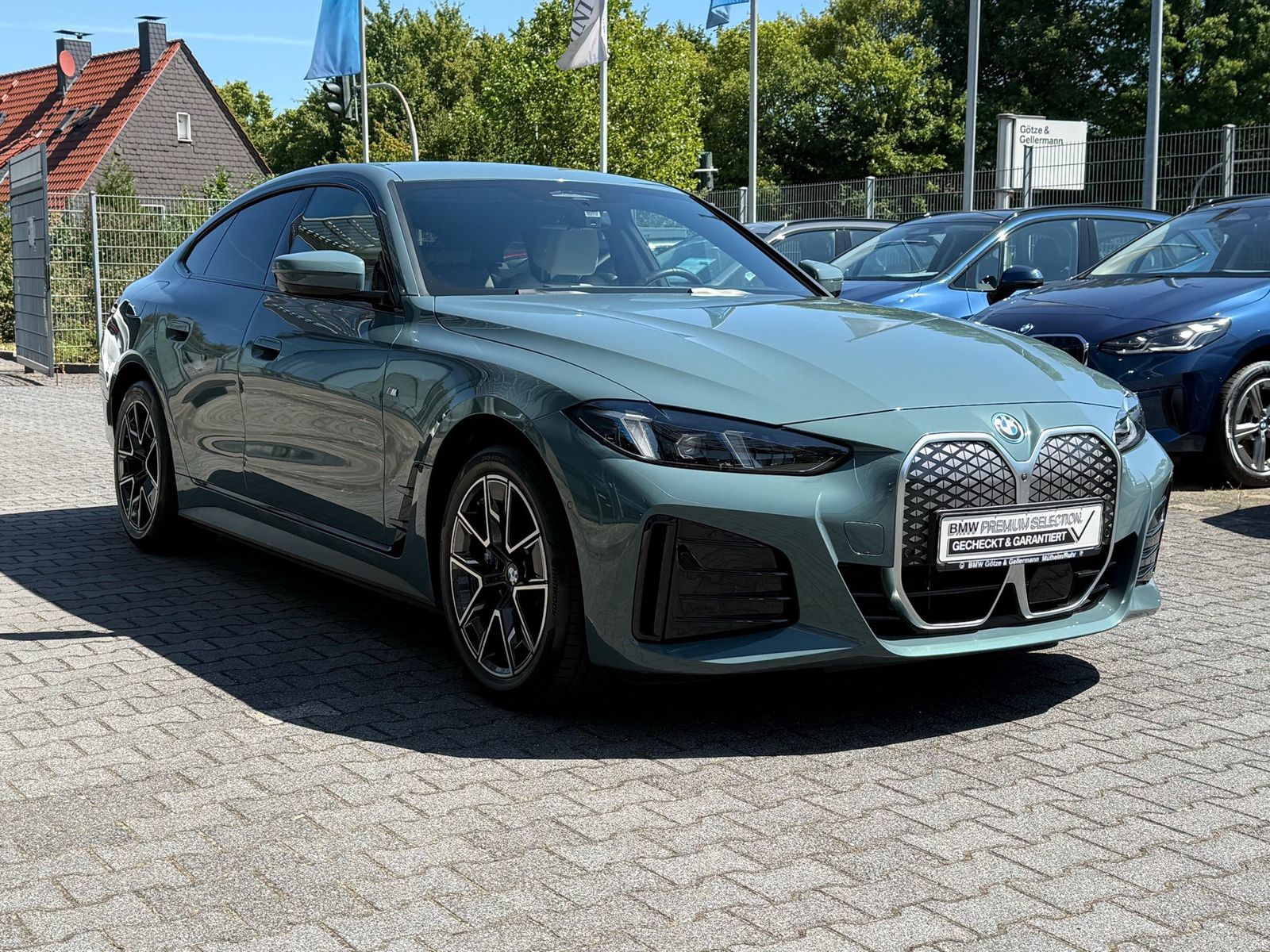 BMW i4