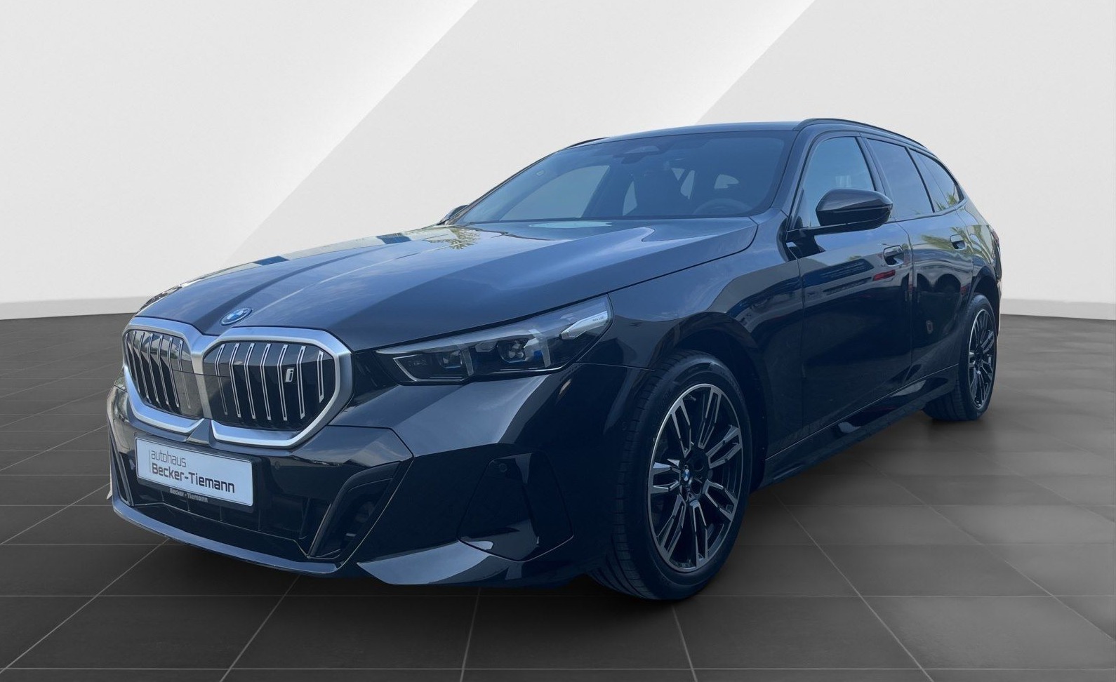 BMW i5