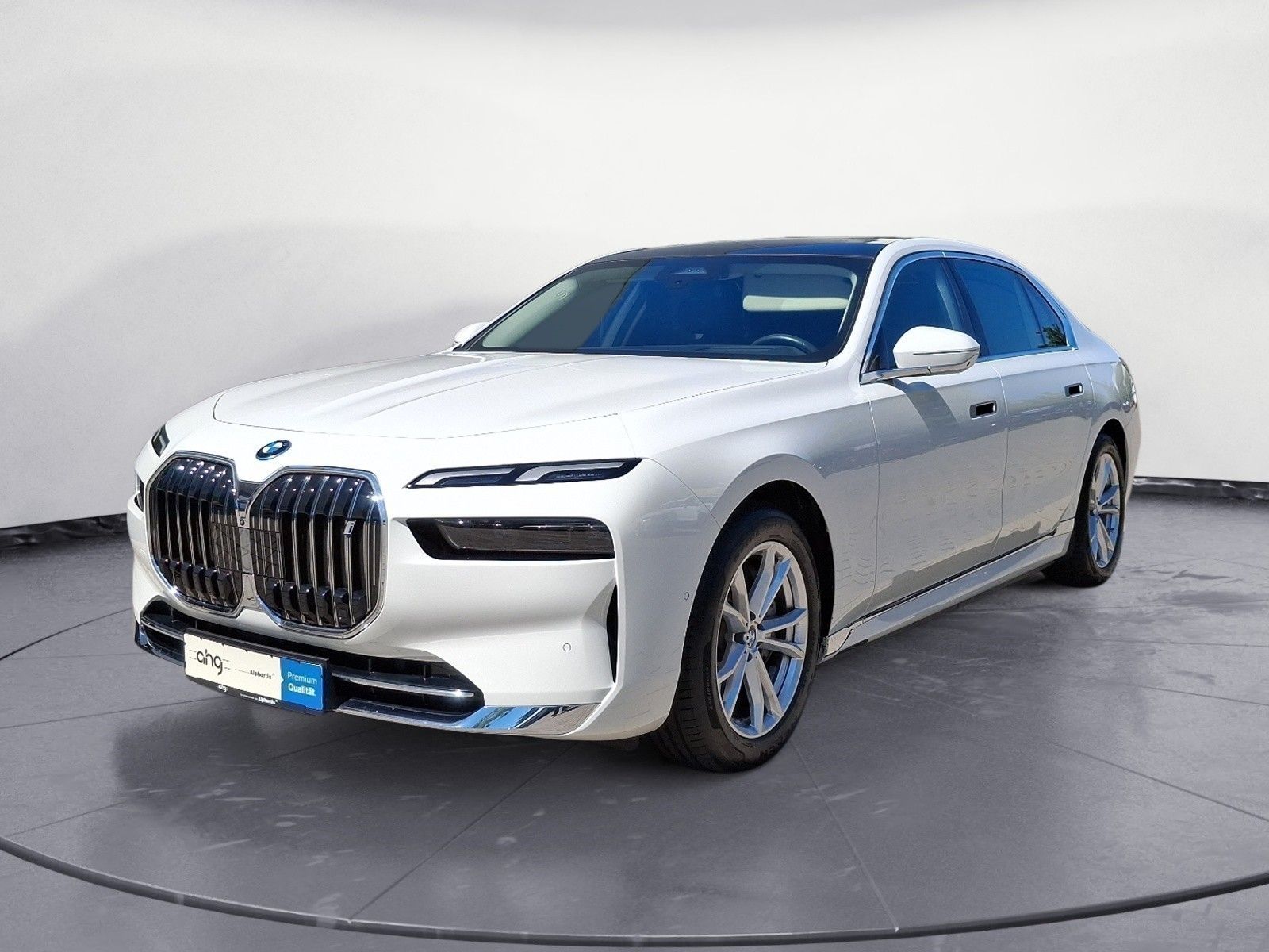 BMW i7
