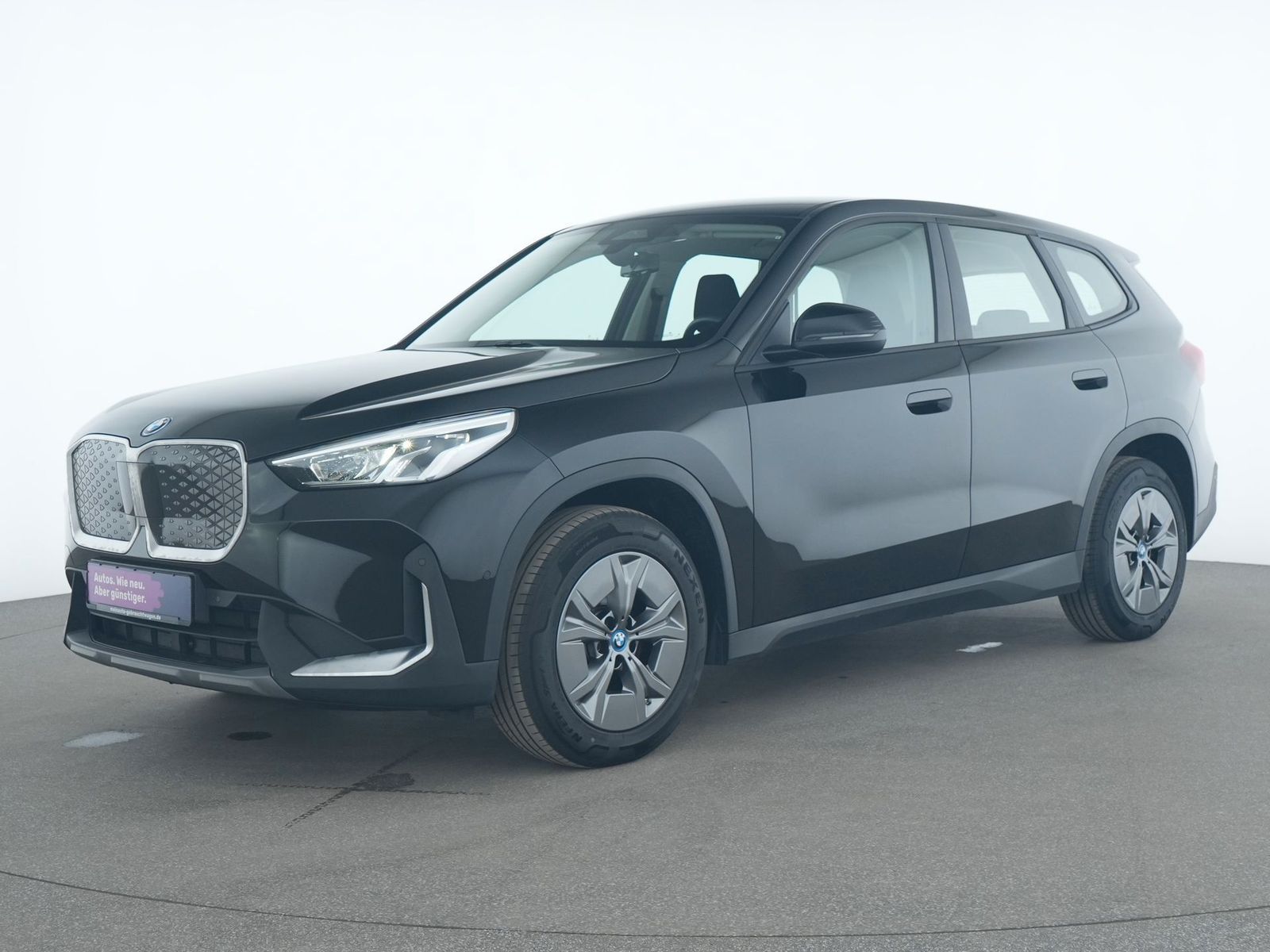 BMW iX1