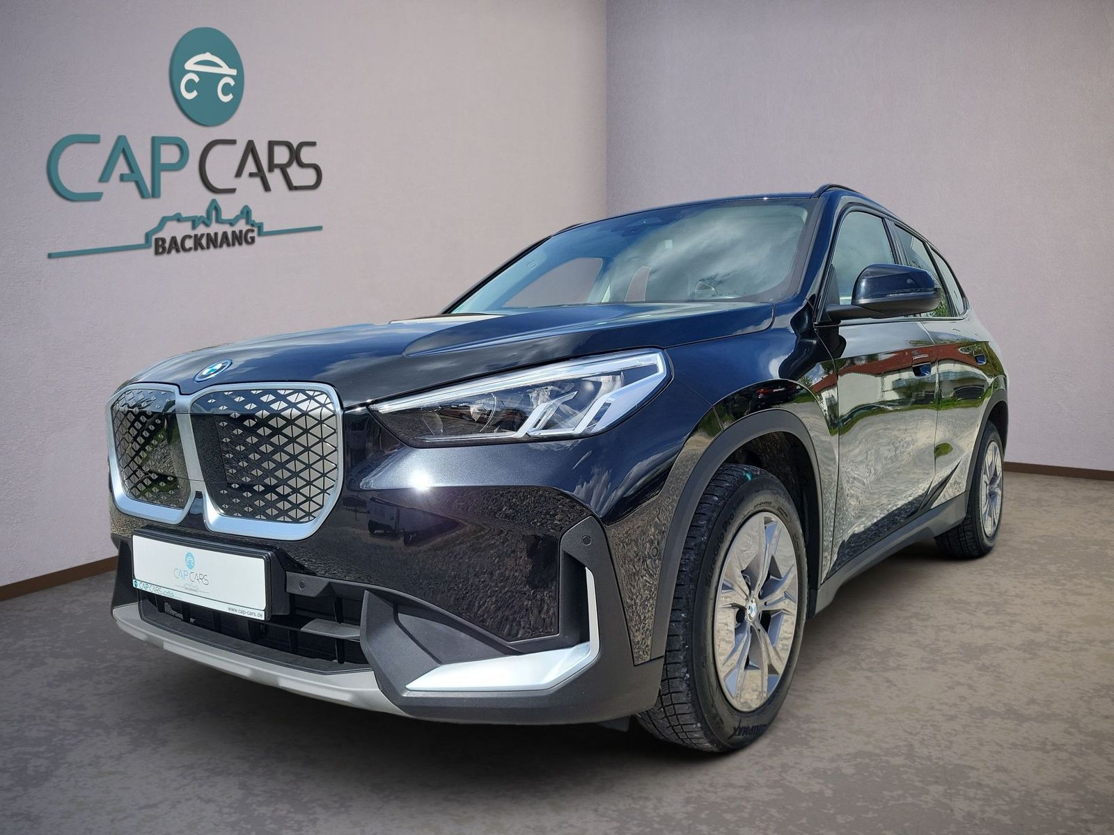 BMW iX1