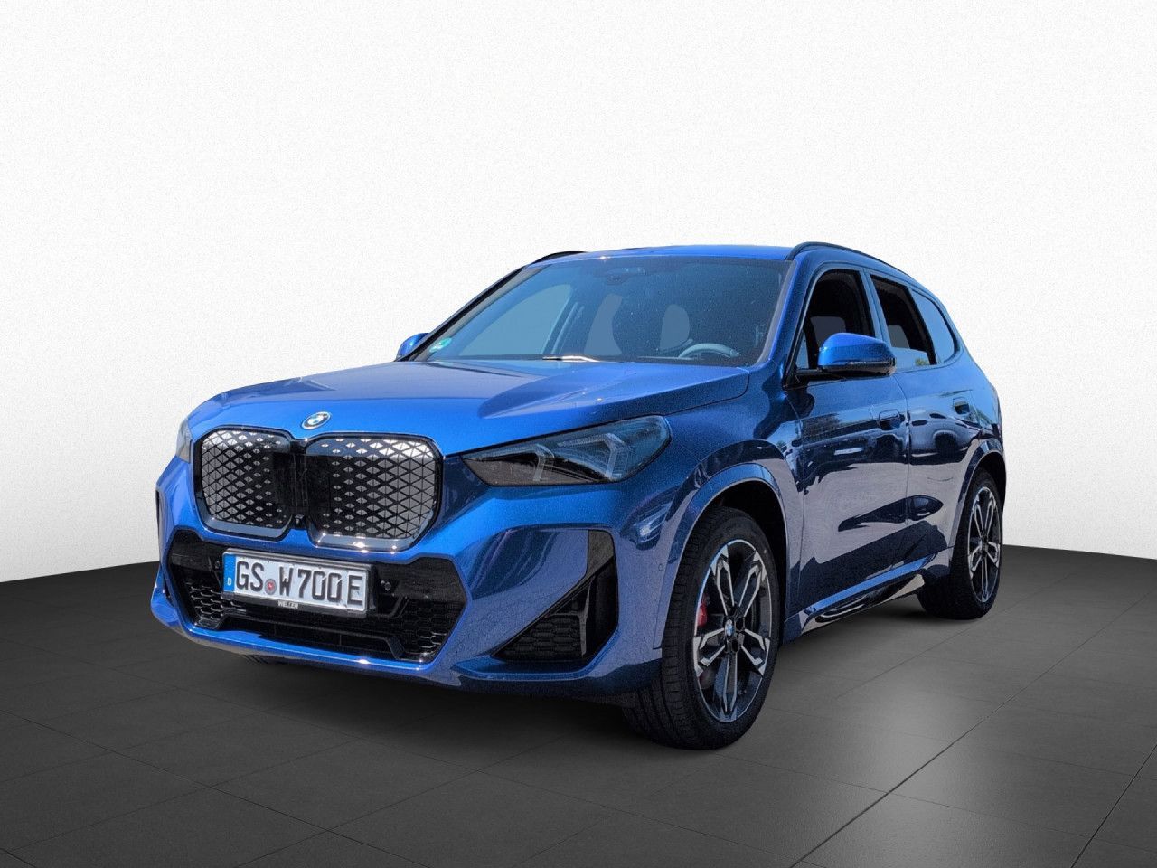 BMW iX1