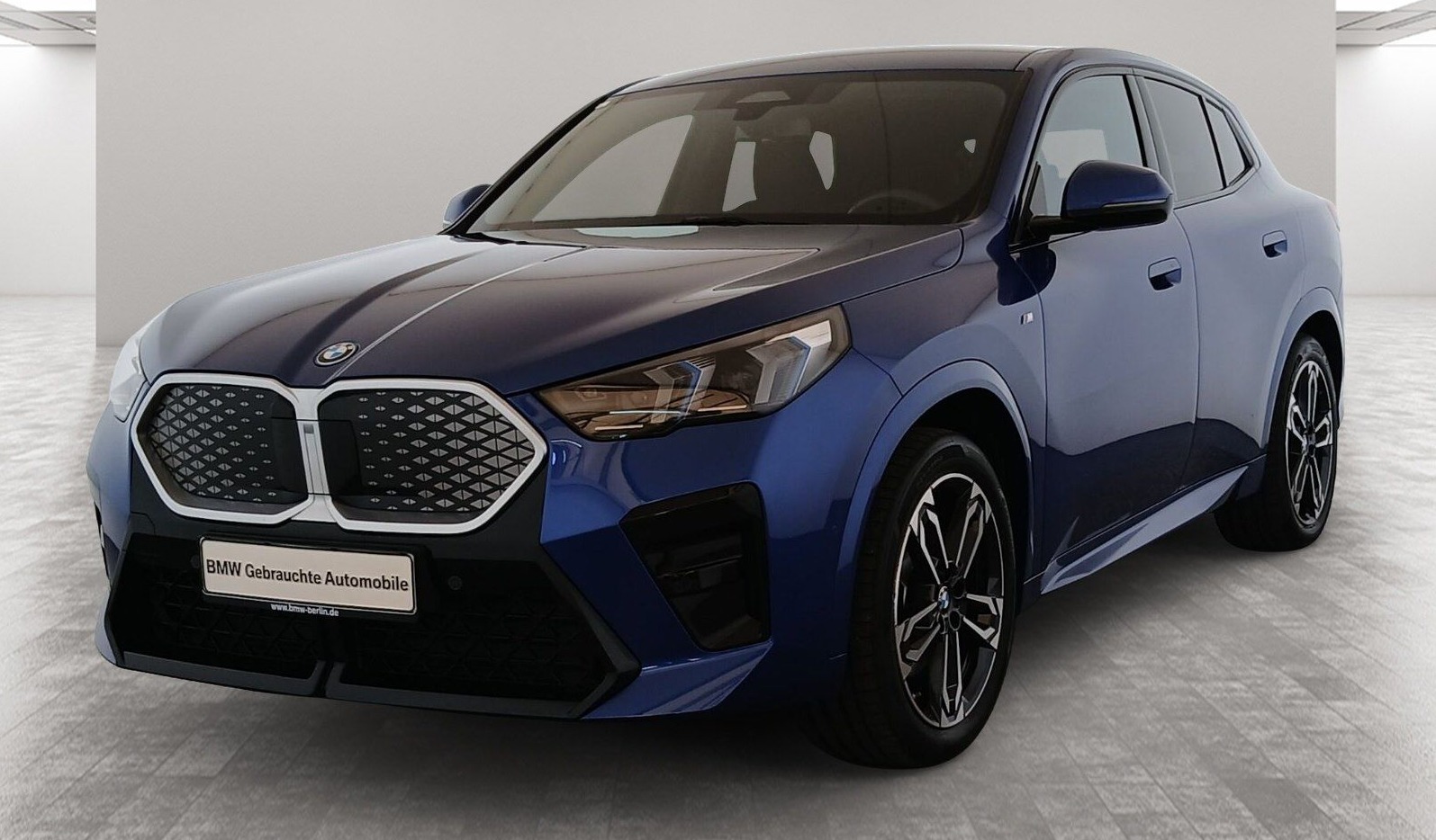 BMW iX2
