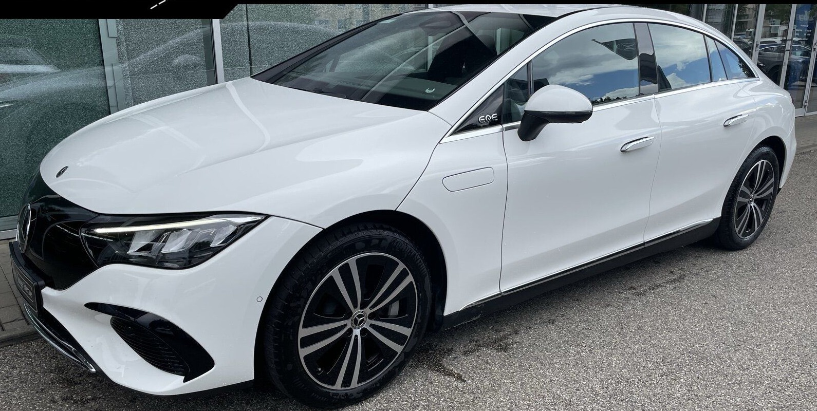 Mercedes-Benz EQE