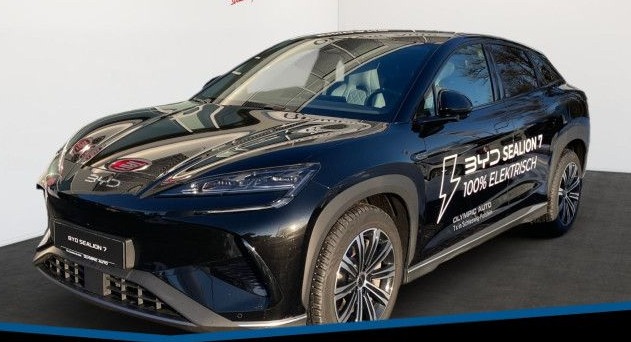 BYD Sealion 7