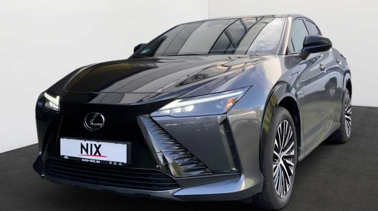 Lexus RZ