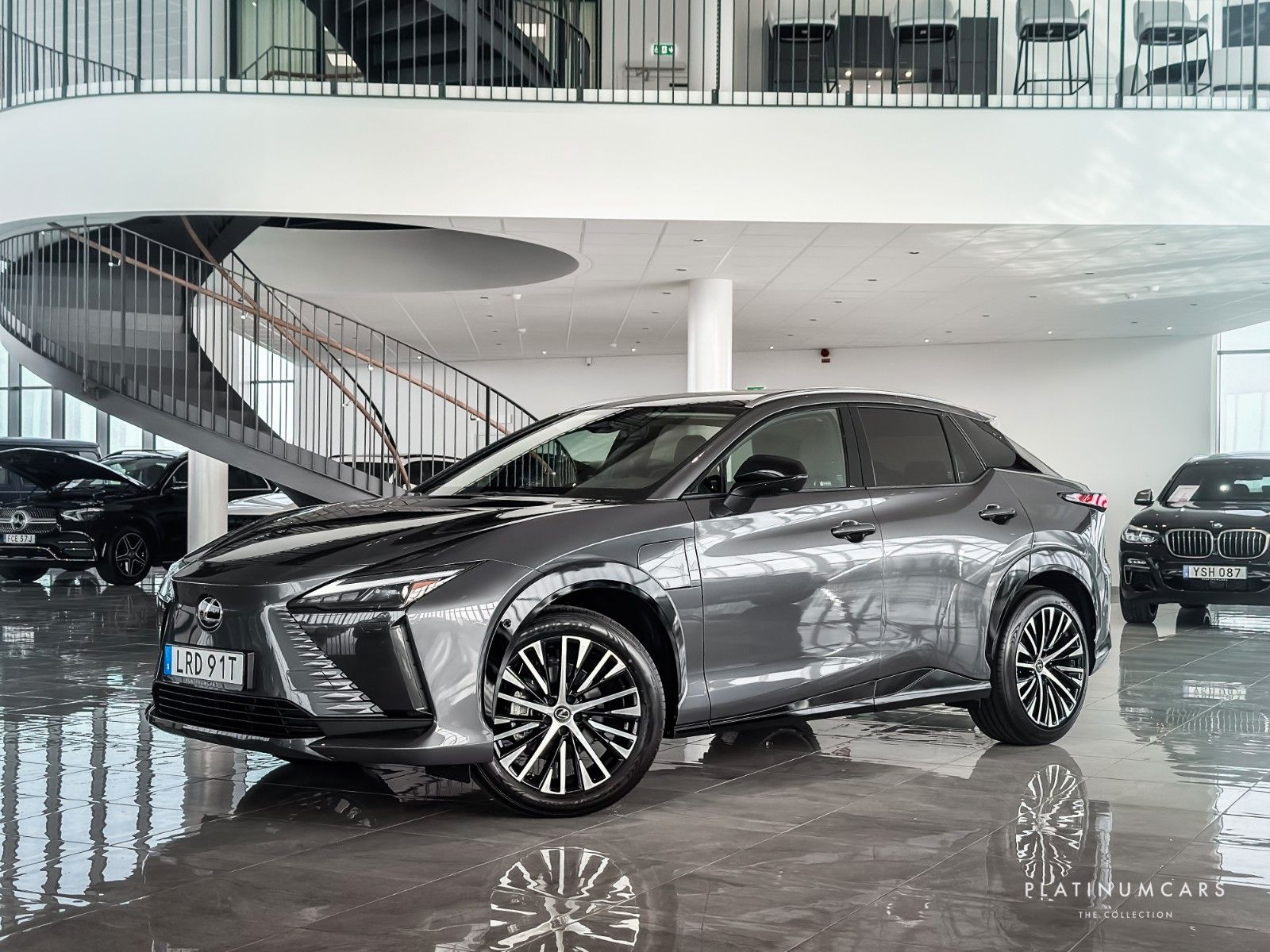 Lexus RZ