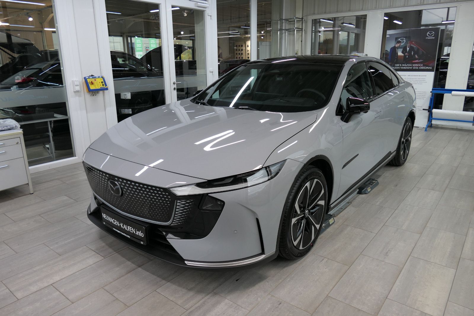 Mazda 6e