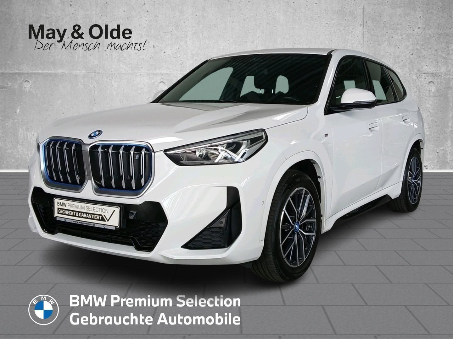BMW iX1