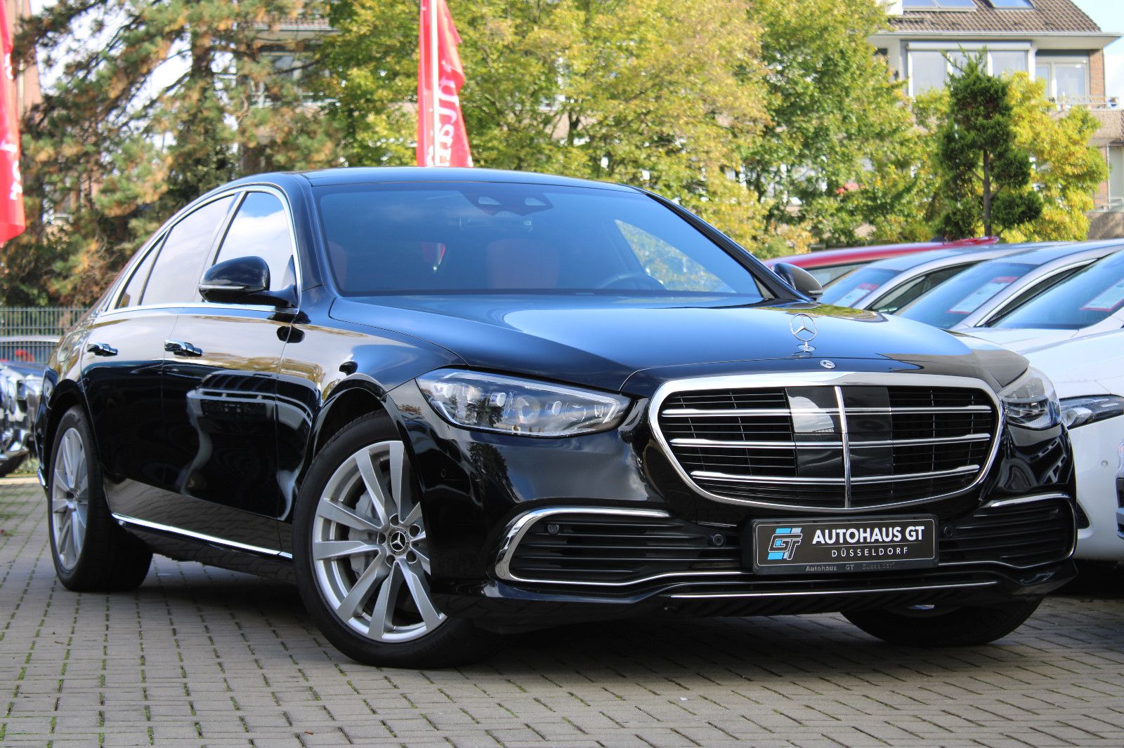 Mercedes-Benz S trieda Sedan