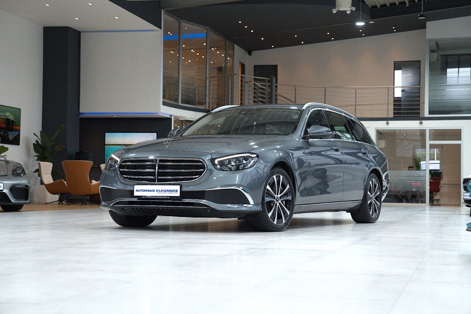 Mercedes-Benz E trieda Sedan