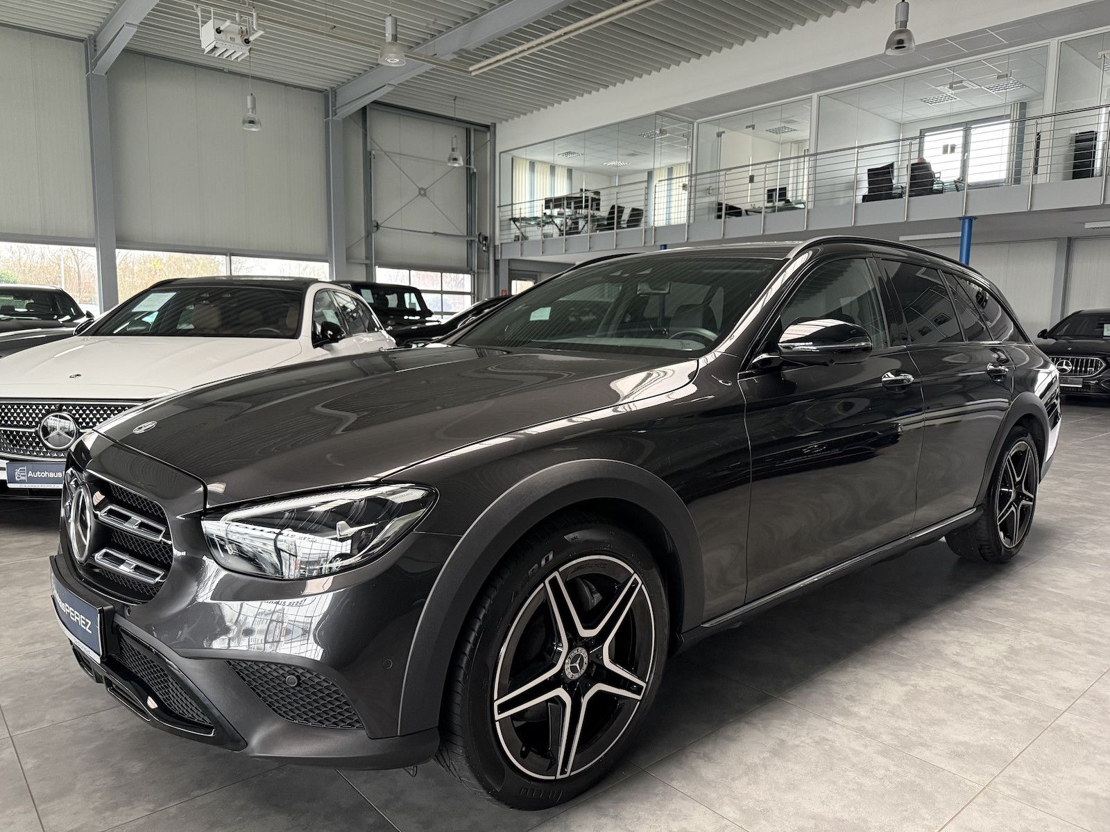 Mercedes-Benz 200