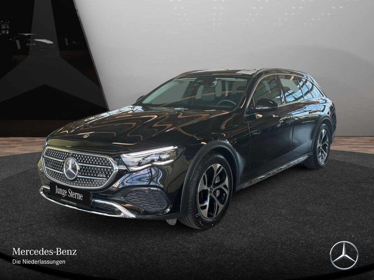 Mercedes-Benz E trieda Sedan