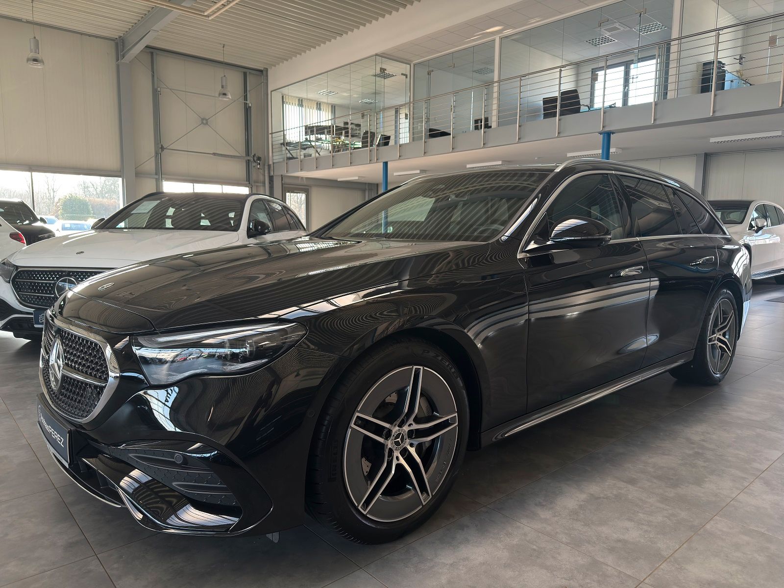 Mercedes-Benz 200